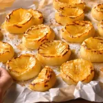 Croustillant doré et parfum d’enfance : ma recette express de galettes de pommes de terre au four pour régaler toute la famille sans une seule goutte d’huile